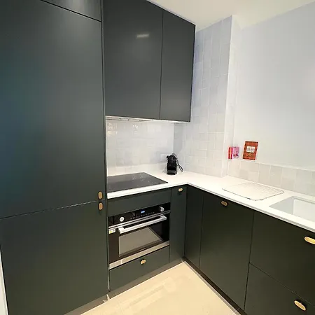 Apartment Magdebourg Paris